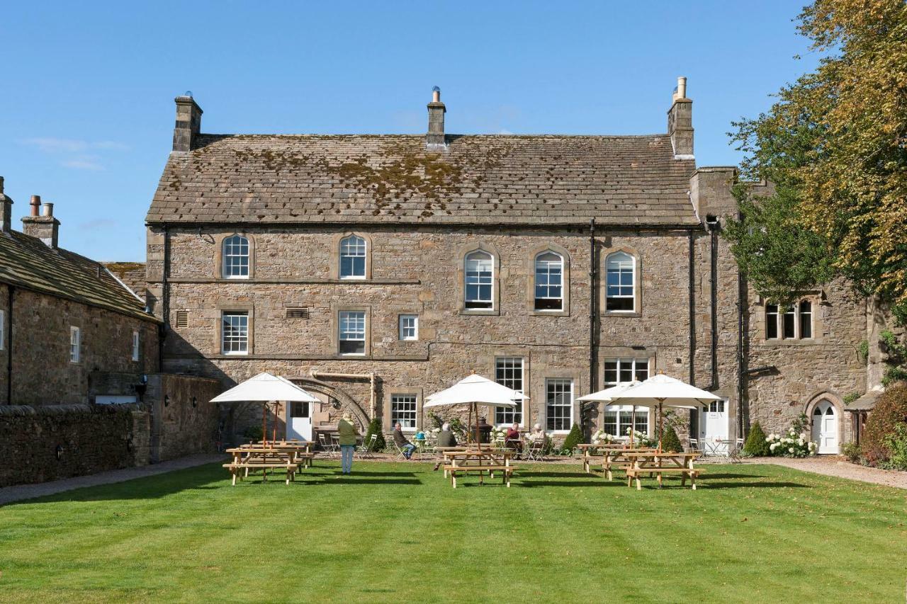 Lord Crewe Arms Blanchland Hotel Buitenkant foto